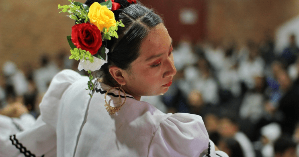 Imagen de primer plano de una bailarina