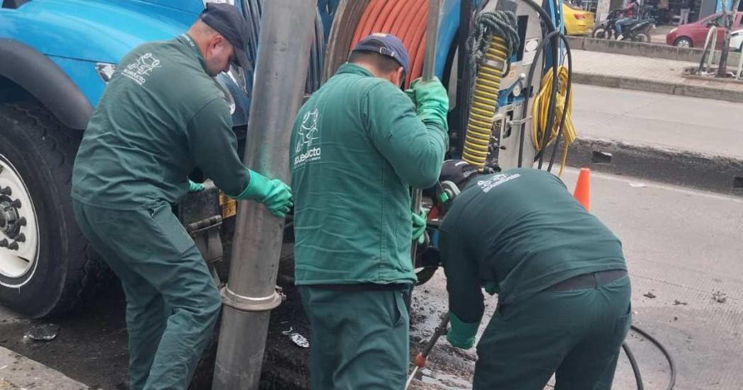 Trabajadores del Acueducto de Bogotá.