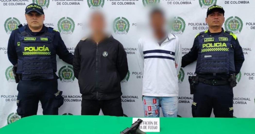 Dos hombres capturados.