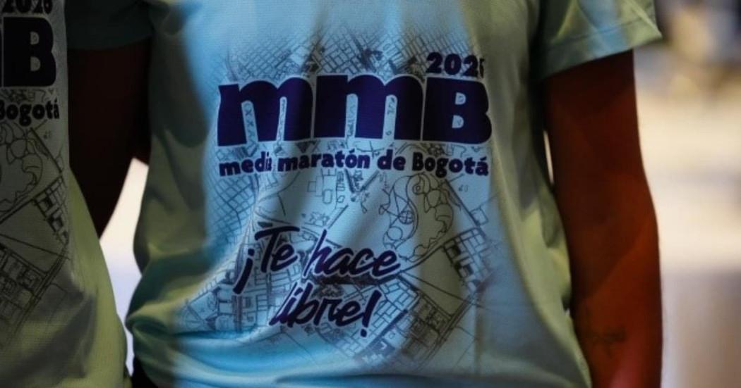 camiseta oficial de la Media Maratón de Bogotá 2026