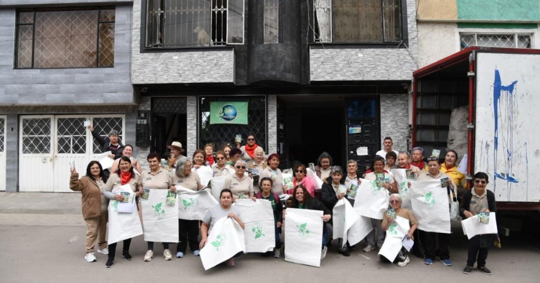 Imagen de los y las líderes adultas mayores