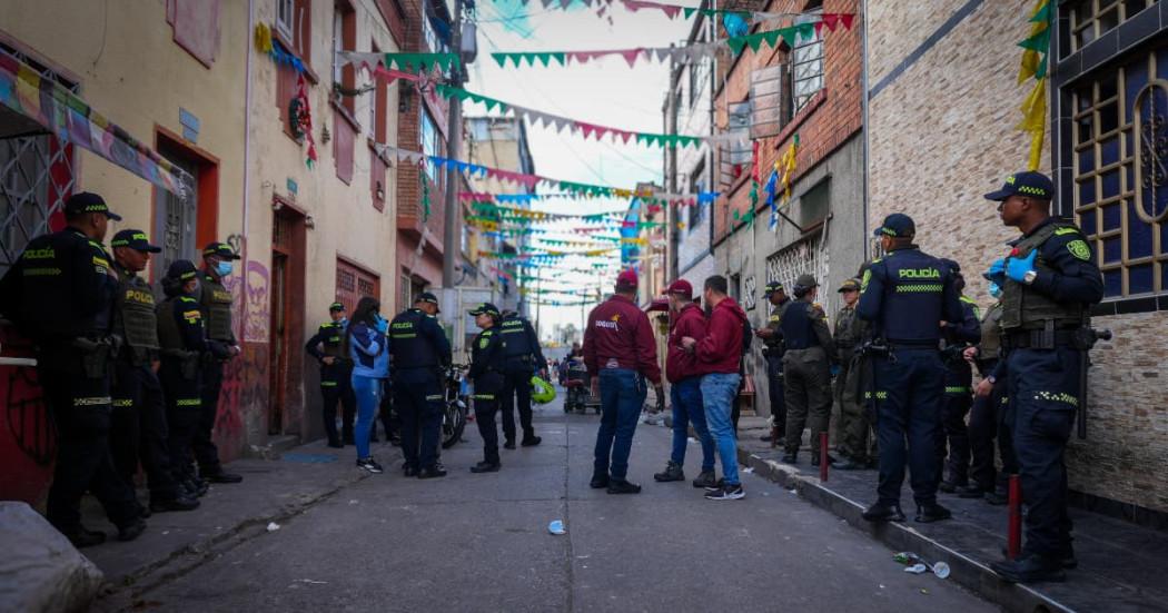 Autoridades realizando operativos en el barrio San Bernando
