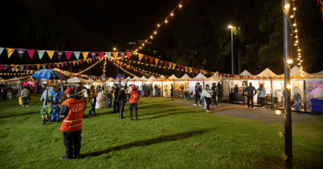 Imagen panorámica de la Zona de Arte y Emprendimiento de Colombia al Parque 2025.
