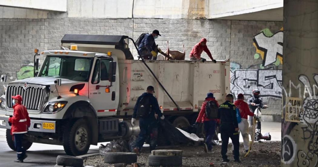 Entidades trabajando en el deprimido de la Estación Bicentenario para recuperar el espacio público