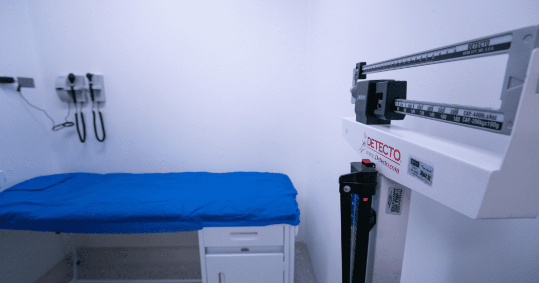 Foto de una sala de espera de un hospital de Bogotá 