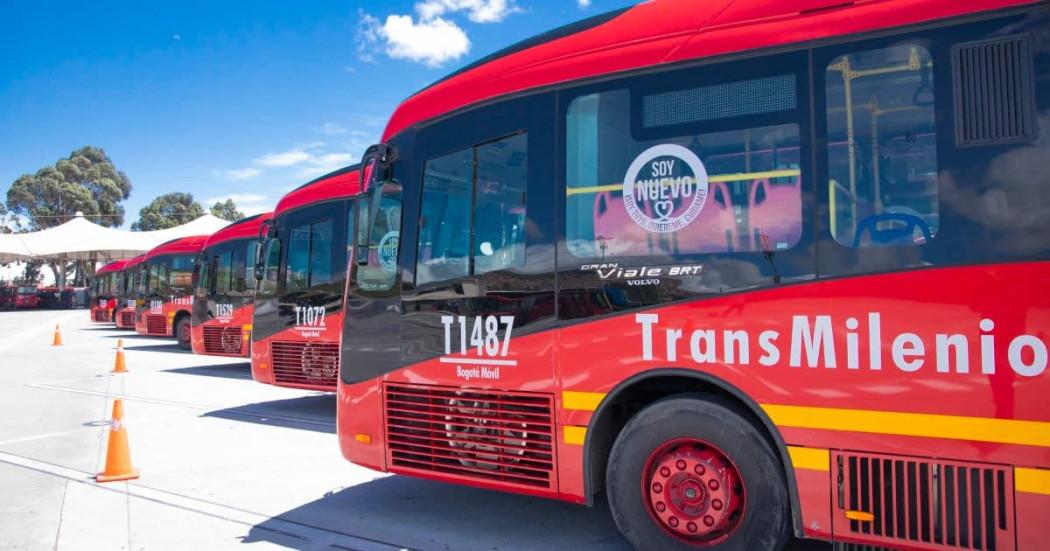 Foto de buses de TransMilenio
