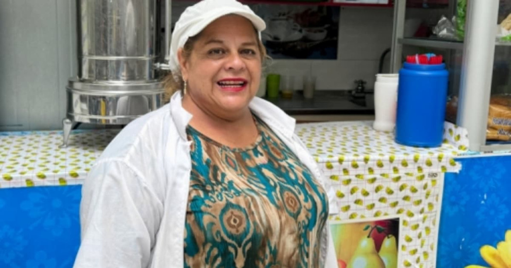 Foto de Rosa Murcia, beneficiaria de los Puntos Comerciales del IPES en Bogotá