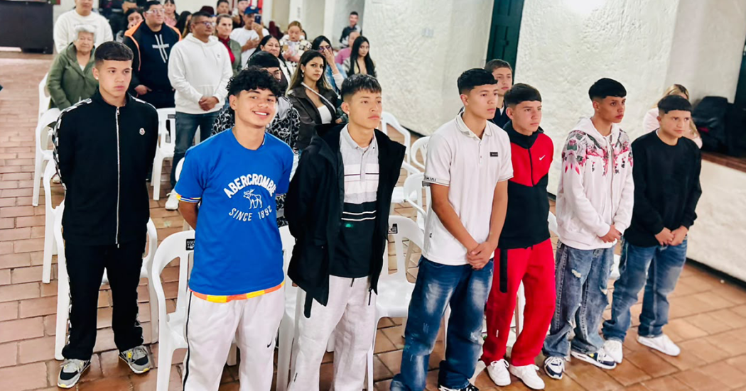 Imagen de los deportistas en la ceremonía