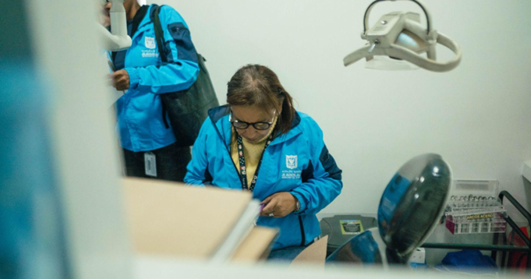 Foto de funcionarios del Distrito en operativo de control 