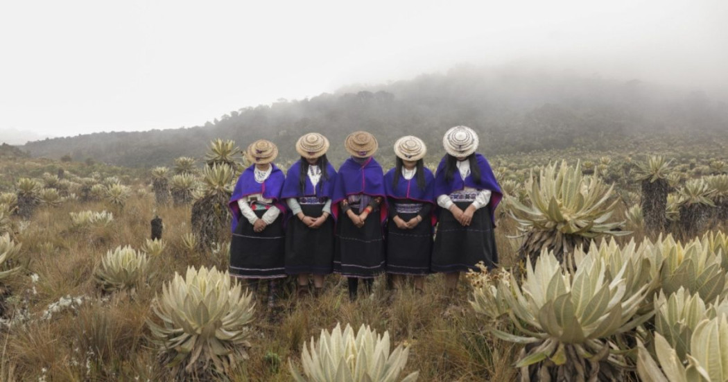Imagen de mujeres en el páramo 