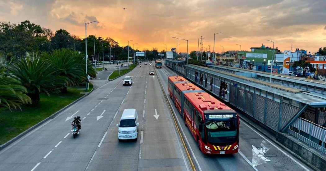 Foto de un bus de TransMilenio