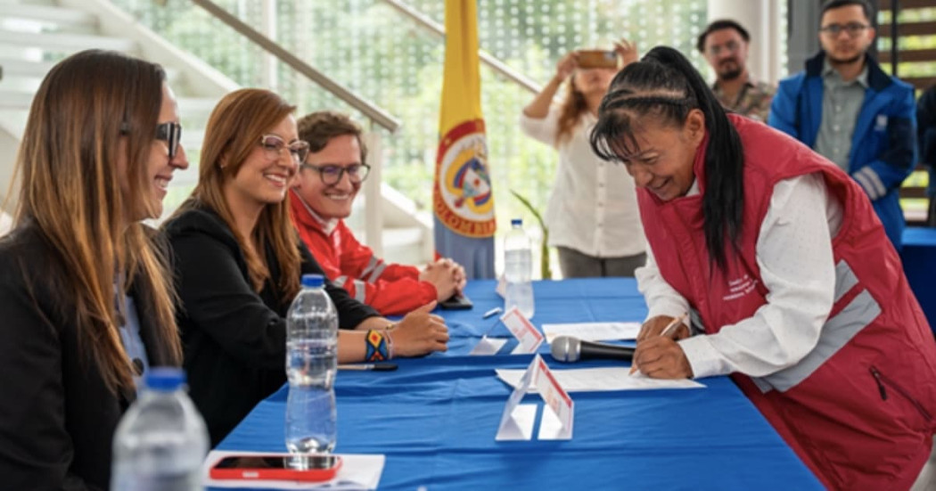 Foto de la instalación del Consejo Distrital de Vendedoras y Vendedores Informales en Bogotá.
