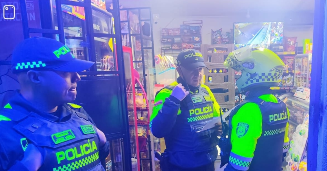 Foto de funcionarios del Distito en un operativo de control 
