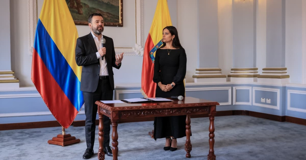 Alcalde Carlos Fernando Galán posesiona a Angélica Barón