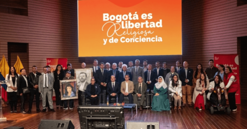 Participantes del conversatorio 'La Idea de Dios en la Gestión Pública'
