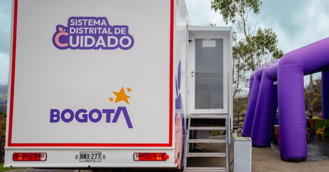 Bus del Cuidado de la Secretaría de la Mujer