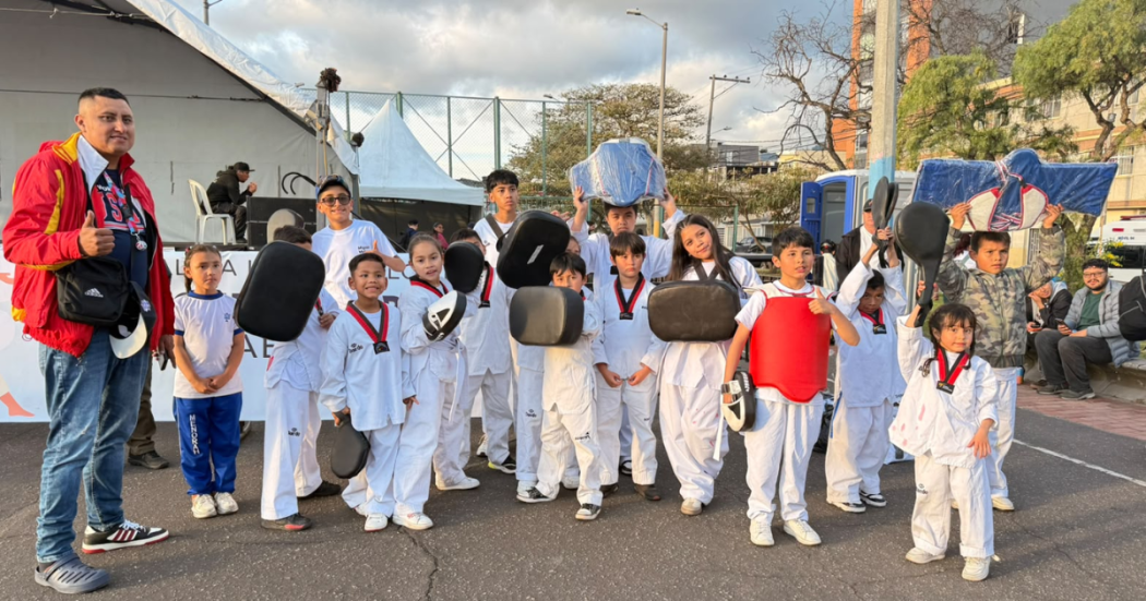 Foto de una escuela deportiva de la localidad de Los Mártires, en el centro de Bogotá.