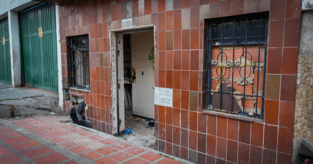 Fachada del hotel La Rosa Dorada, en el barrio Siete de Agosto