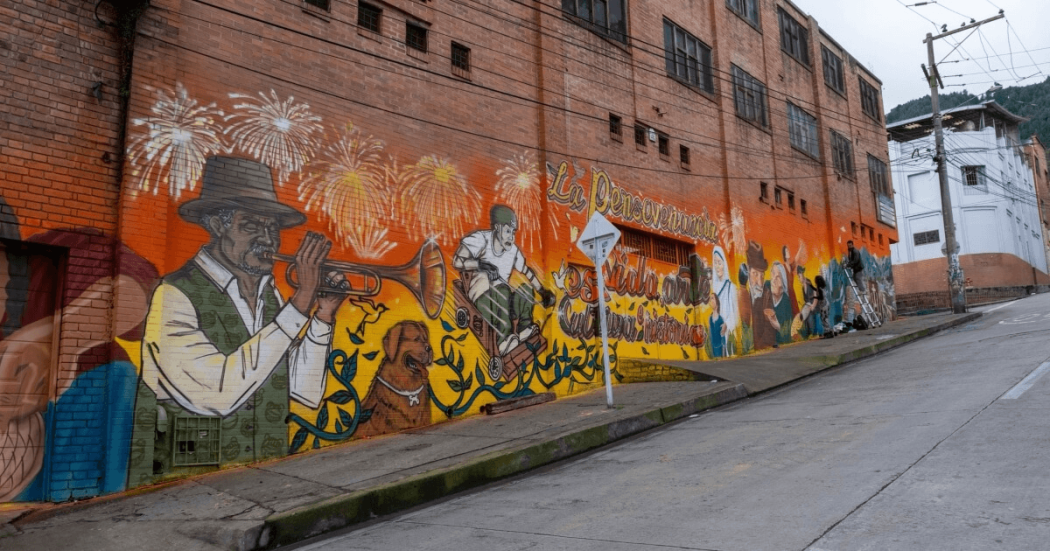 Foto que muestra un mural con la palabra 'La Perseverancia'