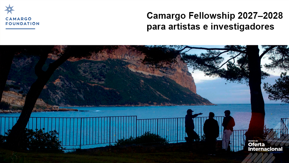 Artista desarrollando un proyecto durante una residencia internacional