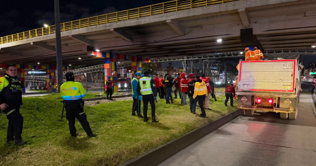 Foto de funcionarios del Distito en un operativo de limpieza