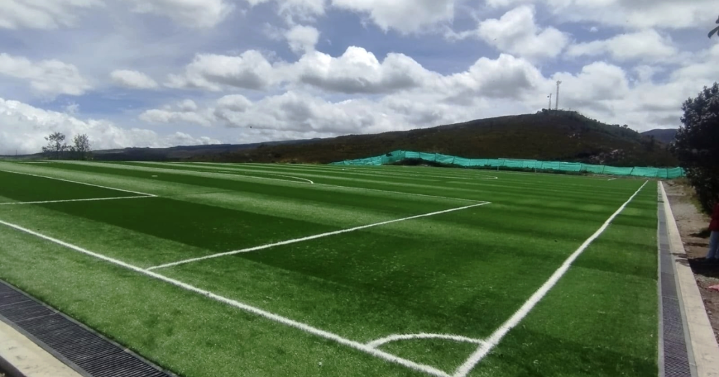 Foto de ua cancha de fútbol en Sumapaz
