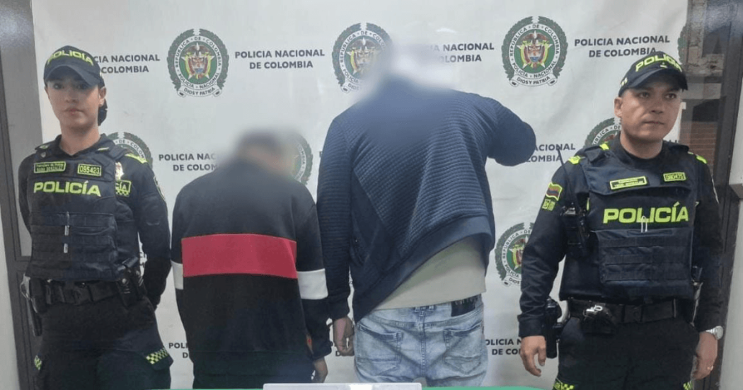 Dos hombres capturados.