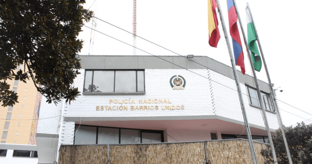 Fachada de la Estación de Policía Barrios Unidos.
