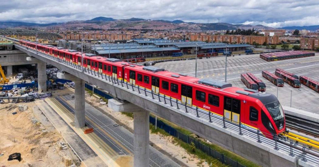Foto que muestra vagones del Metro de Bogotá 