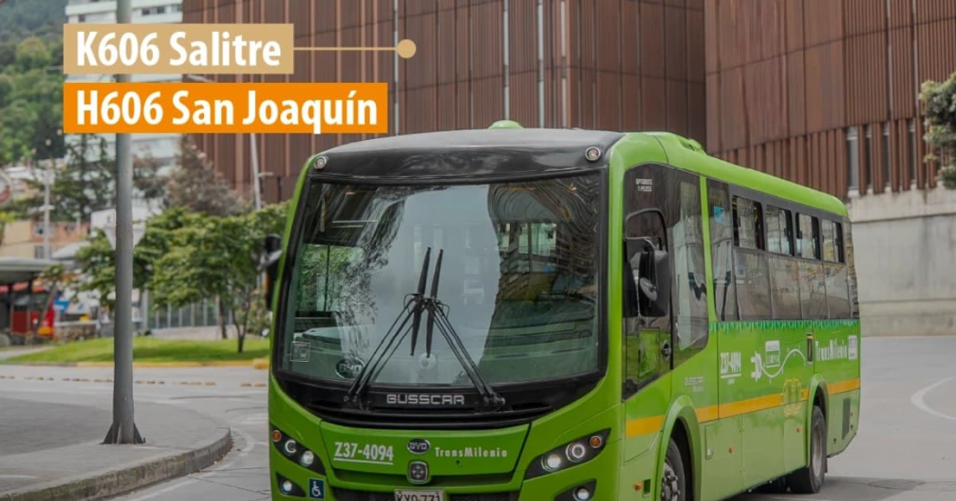 Foto de un bus de TransMilenio