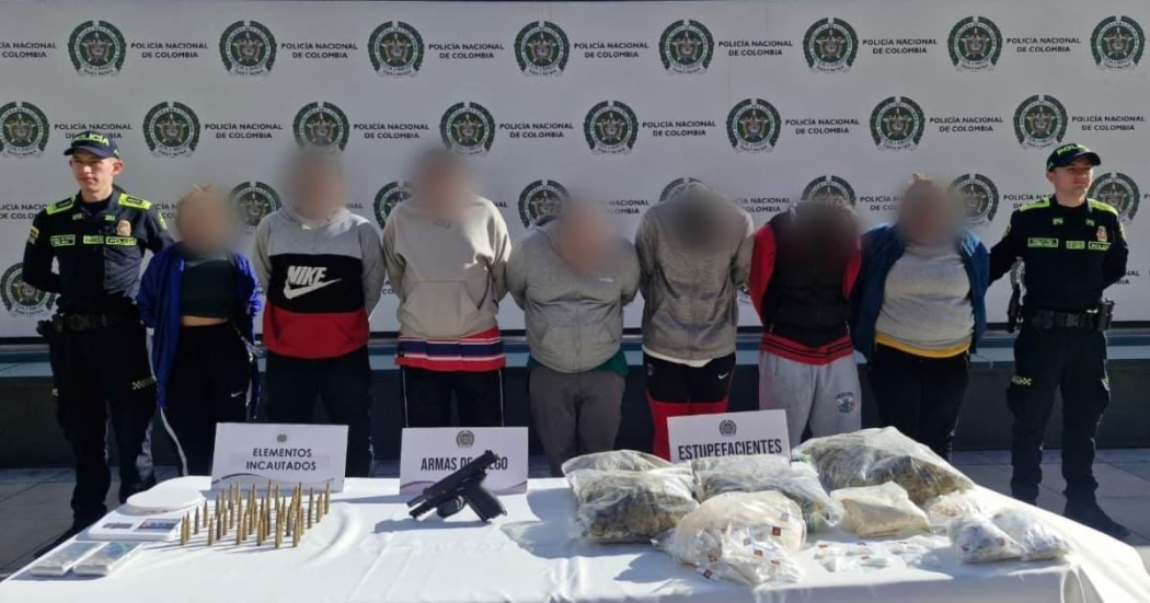 Foto de personas capturas en Bogotá