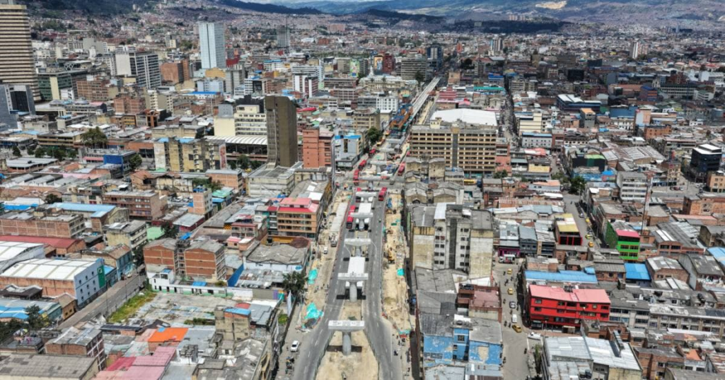Foto de un frente de obra del Metro de Bogotá