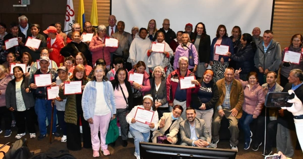Personas, en su mayoría beneficiarias de IMG, quienes culminaron satisfactoriamente un proceso de formación en alfabetización y marketing digital.