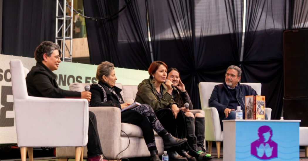 Imagen de María Claudia Parias en presentación del libro de Rock al parque en la Filbo 2026