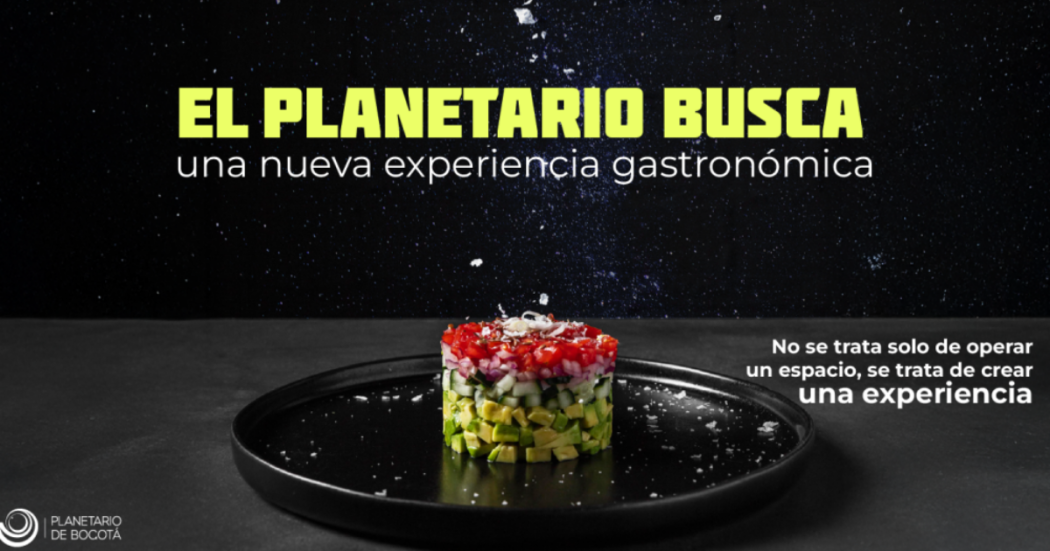 Imagen de un plato de comida con fondo de estrellas y en letras 'El Planetario busca una experiencia gastronómica'