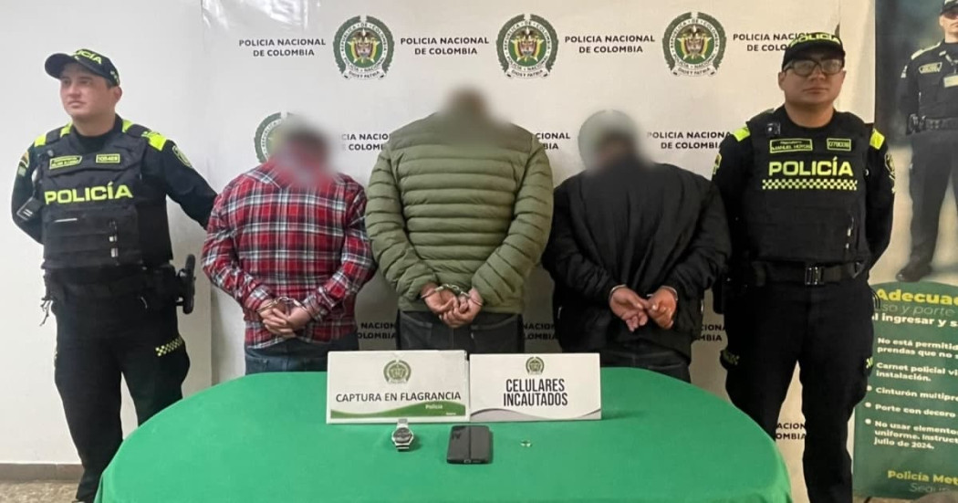 Foto de los tres capturados por la Policía en la localidad de Fontibón.