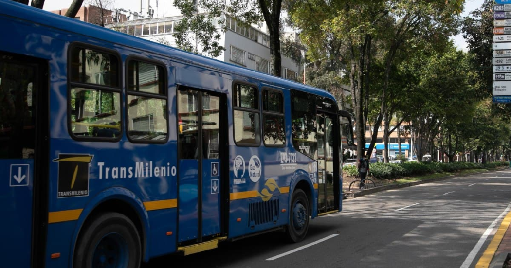 Foto de un bus de TransMilenio
