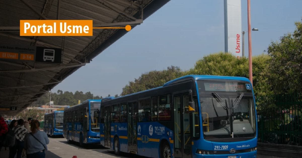 Foto de un bus de TransMilenio