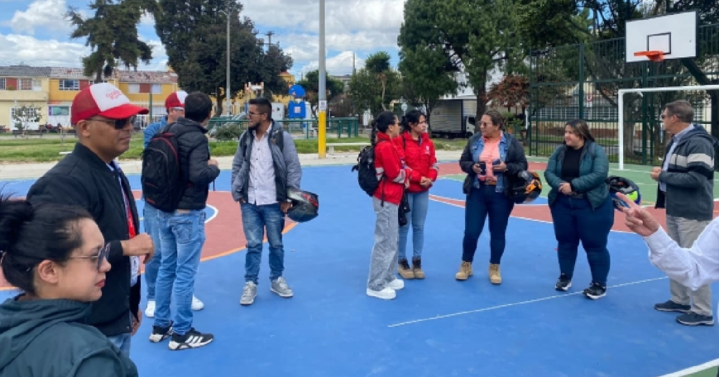 Personas en el parque Villa Mayor, ubicado en el sur de Bogotá.