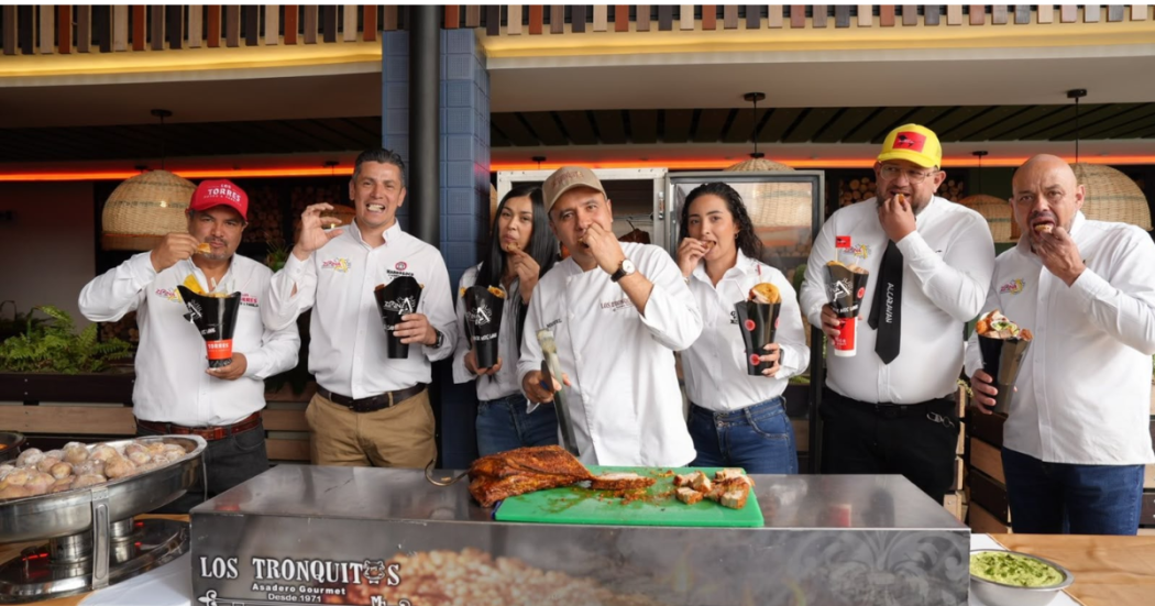 Foto de unos cocinero de la localidad de Puente Aranda