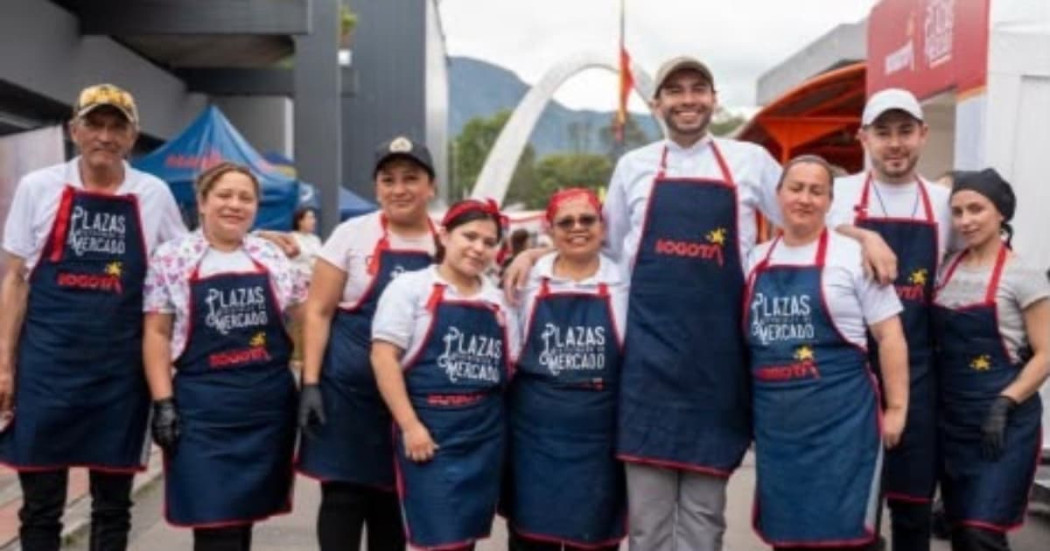 Comerciantes de plazas de mercado de Bogotá que participaron en el Primer Encuentro Internacional de Plazas de Mercado 