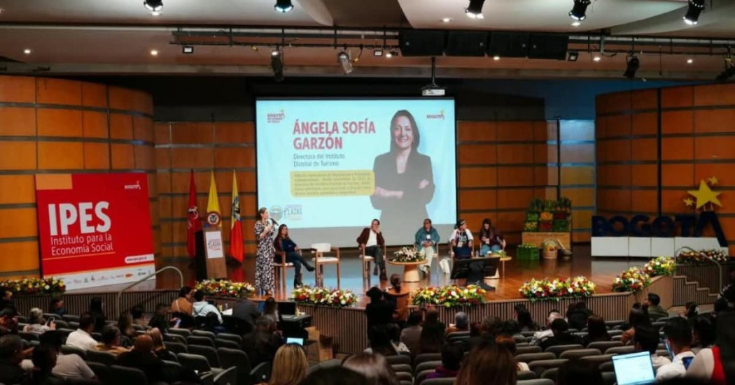 Auditorio de Corferias donde se desarrollo el I Encuentro Internacional de Plazas de Mercado, que incluyó el panel Turismo gastronómico: patrimonio y cultura en las plazas