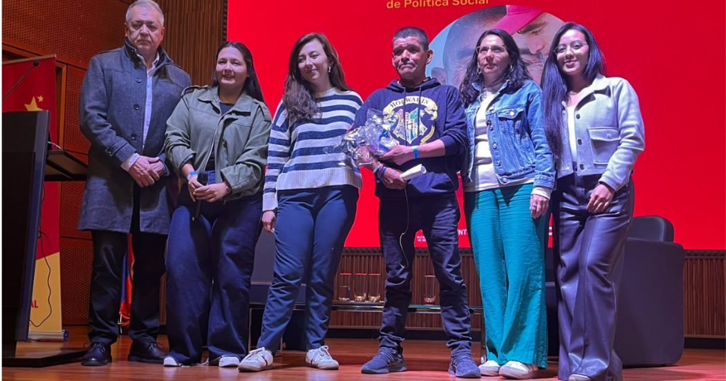 Foto de funcionarios de la localidad de Chapinero 