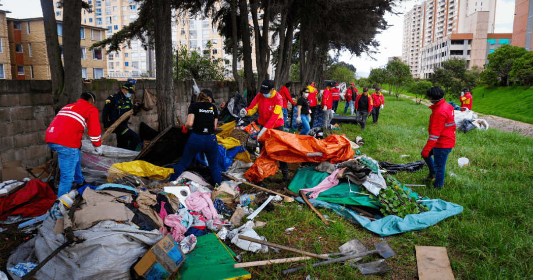 Foto de funcionarios del Distrito durante intervención en Fontibón.