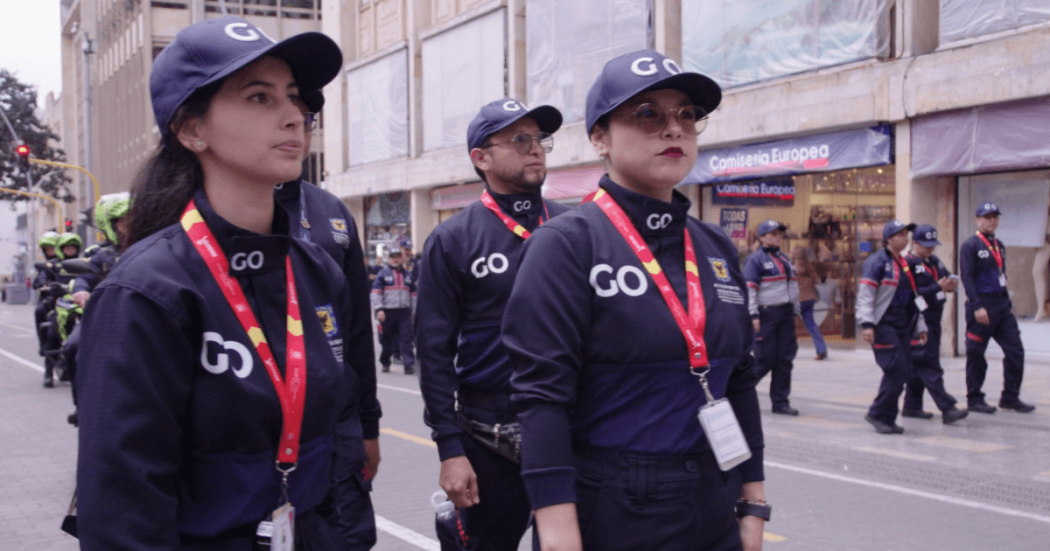 Gestores del Orden durante su jornada por la carrera Séptima.