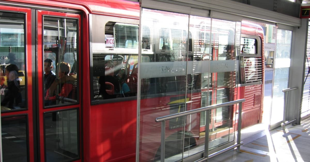 Foto de un bus de TransMilenio en Bogotá.
