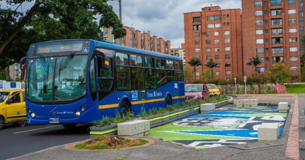 Foto de una vía de Bogotá en inmediaciones a la Clínica Colombia