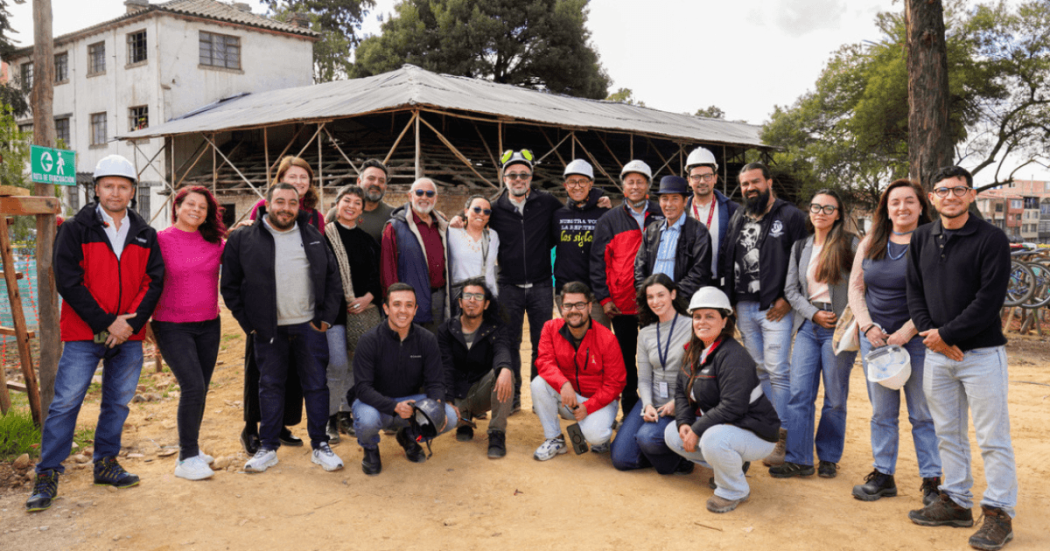 Imagen de personas en el predio Hacienda Las Margaritas