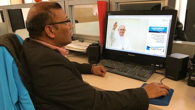 Consultando recorridos del Papa Francisco - Foto: bogota.gov.co 