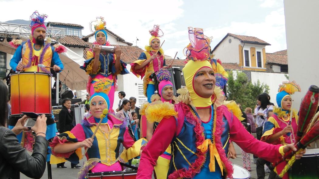 Desfile de Comparsas en el Festival de Verano 
